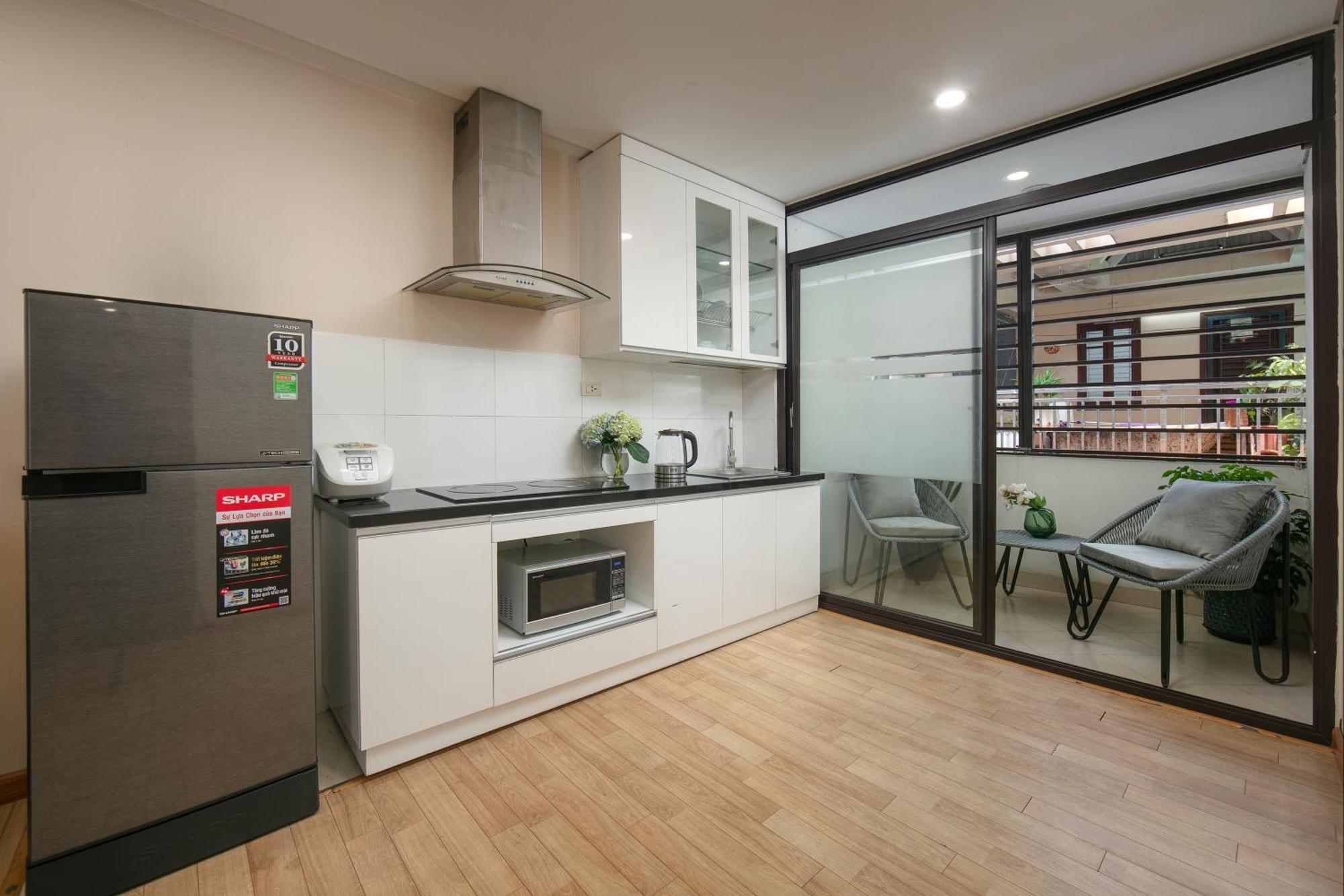 Hb Serviced Apartment - 121B Quan Hoa Hanoi Exterior photo